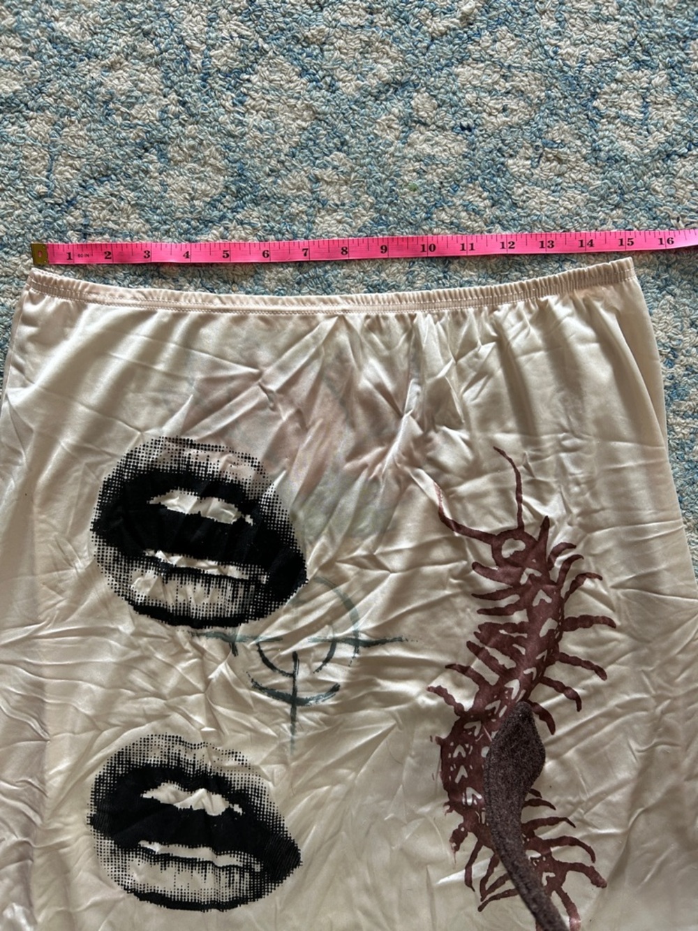 Vintage upcycled slip Graphic Lip & Centipede Print Skirt & lotus in Cream - Picture 8 of 10